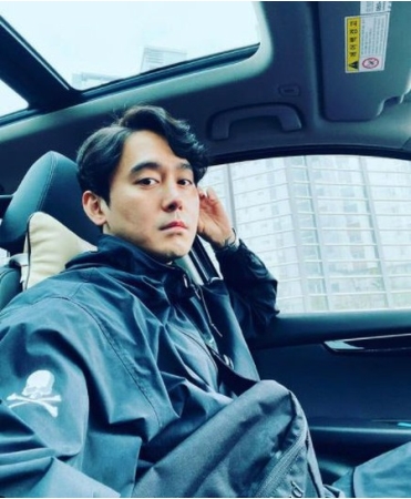 ”元妻と舌戦中”キム・サンヒョク(元Click-B)、意味深長なSNS投稿が話題 「罪の分だけ、罰を受けて」(WoW!Korea)