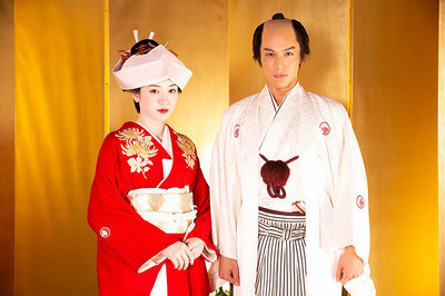永野芽郁の花嫁姿＆許嫁・中川大志も　LIFE!特番『忍べ！右左エ門』新写真（CINRA.NET）