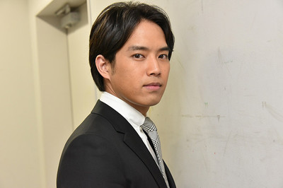 三浦貴大、俳優キャリア8年の中堅どころも「自己評価は高い方じゃない」（dmenu映画）