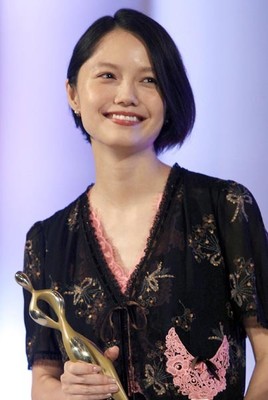 離別から11年以上…宮崎あおいの実父は孫を腕に抱けたのか（日刊ゲンダイDIGITAL）