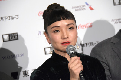 フルーツ・チャンが並外れた性欲の娼婦描いた「三人の夫」語る、主演女優も来日（映画ナタリー）