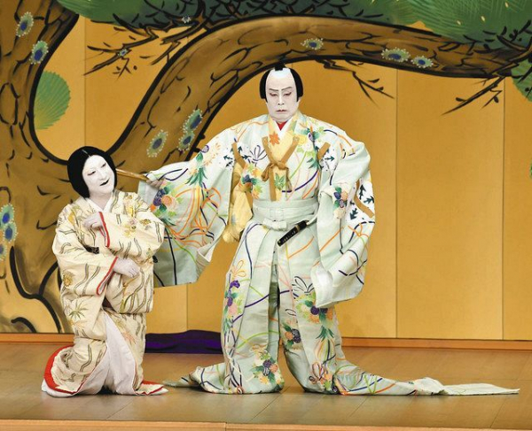 白鸚異例の初役で新境地 海老蔵は2年ぶり歌舞伎座登場「七月大歌舞伎」初日(中日スポーツ)