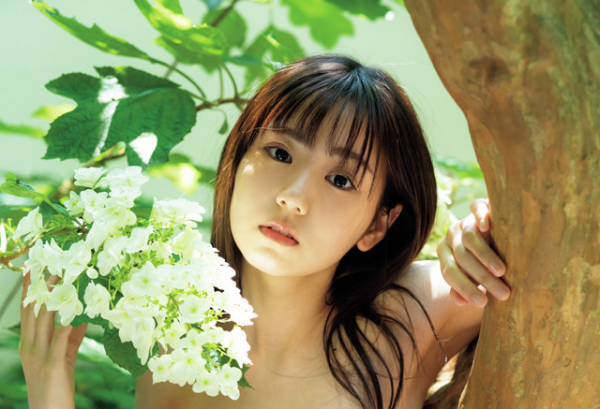 「美少女図鑑アワード２０２１」で６冠獲得した佐藤祐羅「女８人のシェアハウス生活を満喫してます」(週プレNEWS)