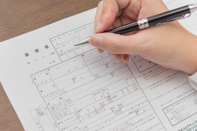 「●年後に離婚」を約束「離婚約」 「素晴らしい」VS「どんな苦行だよ」（J-CASTニュース）
