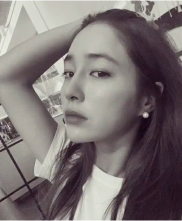 イ・ビョンホンの妻イ・ミンジョン、”マスク脱げる日待ったけど…”(WoW!Korea)