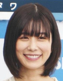 有村藍里が自身のアパレルブランドを立ち上げ 美容整形で前向きに…ファッションに開眼(中日スポーツ)