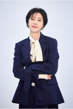 【公式】離婚調停中だった女優ファン・ジョンウム、夫と離婚せず関係を再構築(WoW!Korea)