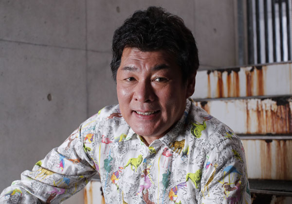 赤井英和の生き様はとにかく“必死のパッチ”…Twitterが話題の夫人と公私ともに二人三脚で(日刊ゲンダイDIGITAL)