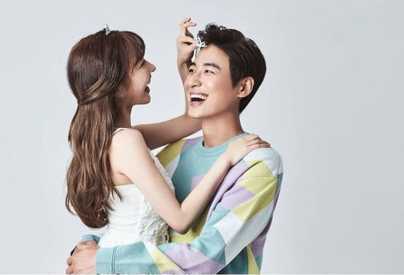 日本人女性は夫に尽くす？　韓国芸能界をにぎわす “日韓カップル” が生まれ続ける理由《イ・ジフンのお相手は14歳年下の元留学生》(文春オンライン)