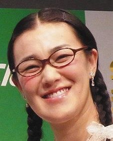 「たんぽぽ」白鳥久美子がロングヘアーばっさり 本格的に産休入り…今夏に出産予定(中日スポーツ)