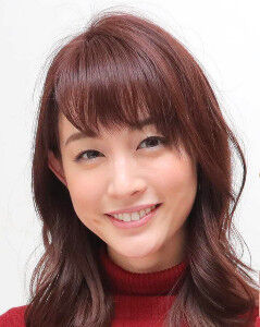 新井恵理那、７年前のファースト写真集再重版報告に「持ってますよ」「欲しいです」(スポーツ報知)