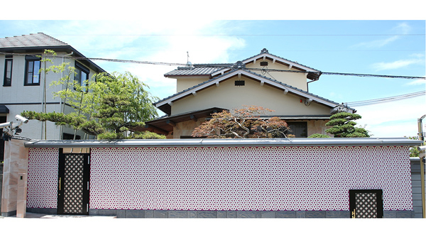 「紀州のドン・ファン」名付け親にメールで出した3択クイズ【紀州のドン・ファンと元妻 最期の5カ月の真実】(日刊ゲンダイDIGITAL)