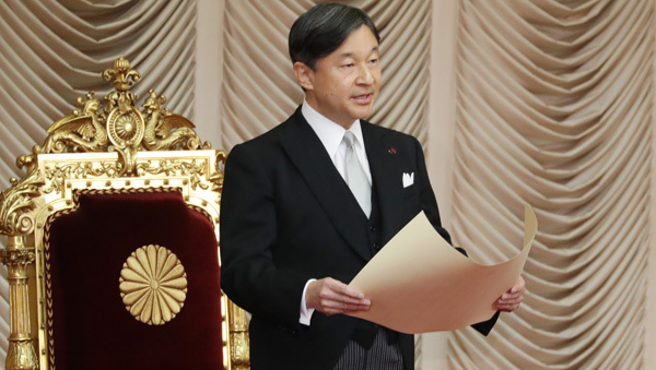 “小室圭さん嫌い”という世論は天皇陛下にまで大きな負担をかけてしまった【皇室のトリビア】(日刊ゲンダイDIGITAL)