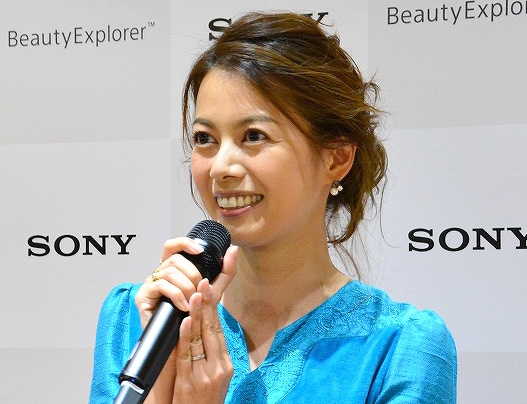 中林美和、息子たちと3ショット「みんないい顔」「愛に溢れてる」(オリコン)
