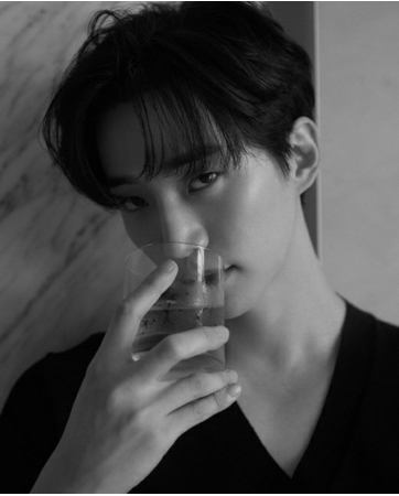 「2PM」ジュノ、致命的な目つきで「オールキル」(WoW!Korea)