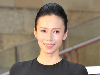 中谷美紀、ドイツ人ビオラ奏者と結婚　ファン「歌手としてコラボ」を期待（クランクイン！）