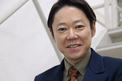 阿部サダヲ、変幻自在の俳優は天職　映画「彼女がその名を知らない鳥たち」（カナロコ by 神奈川新聞）