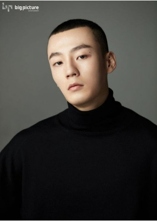 「浮気するため自主隔離を離脱」俳優キム・ミングィ、元恋人の暴露に「沈黙」(WoW!Korea)