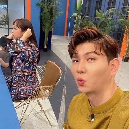 お笑い芸人ホン・ヒョンヒ、8kgのダイエットに成功し美しいVラインに(WoW!Korea)