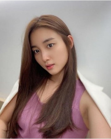 “今秋結婚を発表”「TAHITI」出身のジス、「旦那さんは平凡な人…たくさんの祝福に感謝」と心境を明かす(WoW!Korea)