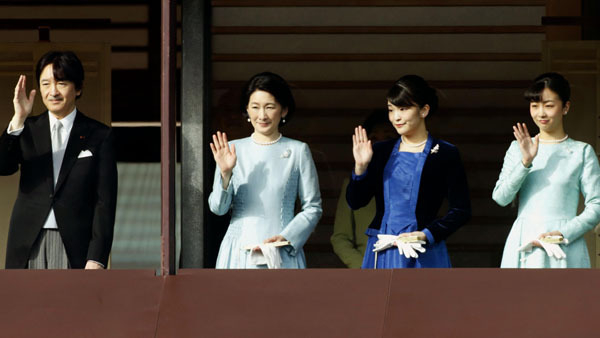 秋篠宮ご夫妻は事態打開に動かず…眞子さまの実の母よりも小室ママにやさしい態度がネックに?【皇室のトリビア】(日刊ゲンダイDIGITAL)