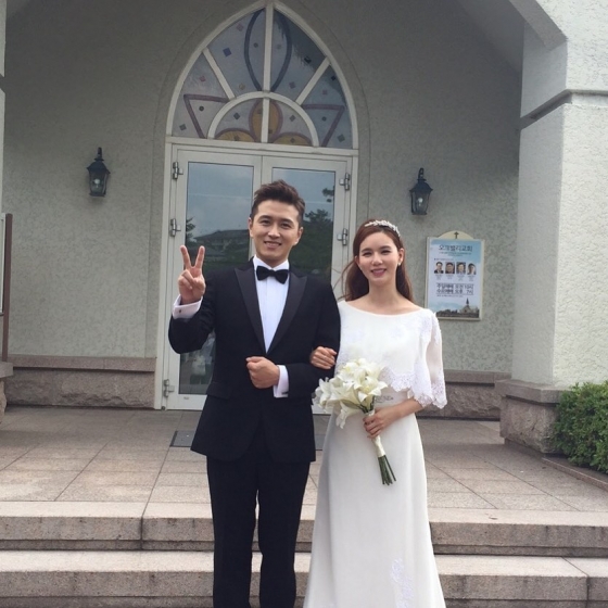 チン・テヒョン&パク・シウン結婚6周年 「あと60年は生きよう」(朝鮮日報日本語版)