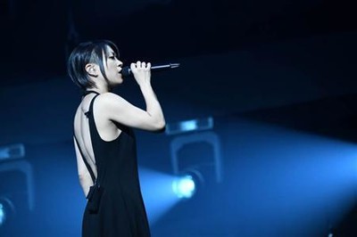 宇多田ヒカル、２０周年祝う２０秒間の拍手に「泣かせないでよ…」（サンケイスポーツ）