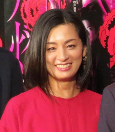 尾野真千子“別居＆リゾート再婚”の新しい結婚の形　お相手は沖縄在住の会社経営者(夕刊フジ)