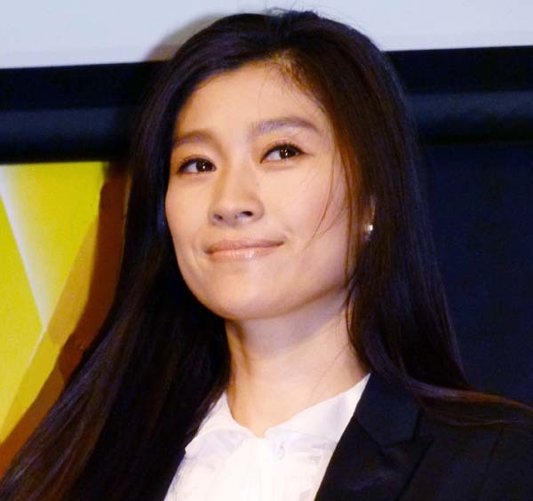 “肉食系”篠原涼子の離婚にチラつく男の影…韓流アイドルとの交際情報も(日刊ゲンダイDIGITAL)