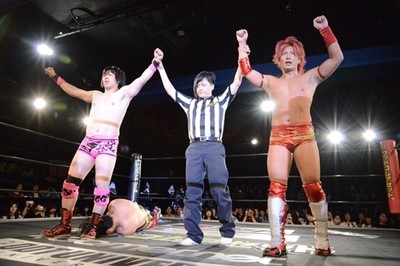 女性客限定プロレス興行「BOYZ」がアツい！　イケメンレスラーがダンス・コスプレ・生写真など常識を覆したパフォーマンスで“プ女子”が熱視線（ねとらぼ）