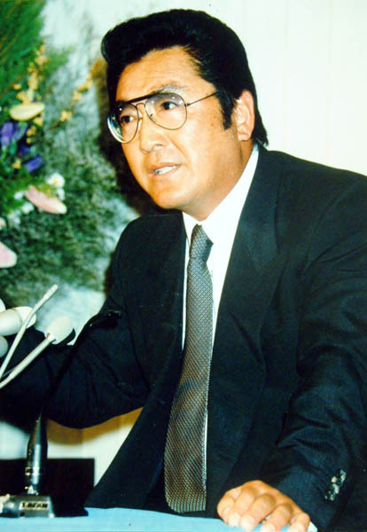 著名人の記者会見はもろ刃の剣…芸能史に残る“迷・珍”発言の数々【芸能界クロスロード】(日刊ゲンダイDIGITAL)