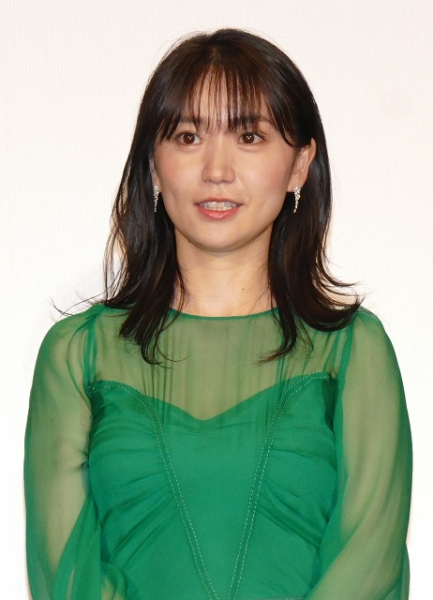 大島優子、結婚発表後初の公の場　三池崇史監督「おれは林遣都になりたい」と手荒い祝福(映画.com)