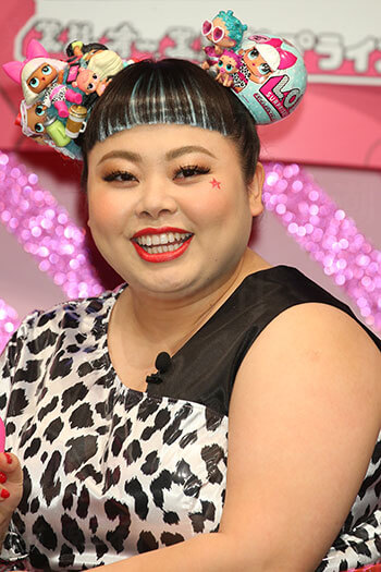 台頭著しい「女性芸人」たちの歴史　山田邦子、野沢直子、清水みちこが果たした役割(デイリー新潮)