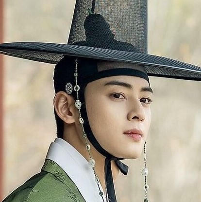 次にハマる韓流イケメン俳優は？偏愛ジャーナリスト注目の“恋に落ちたい男たち”(婦人画報)