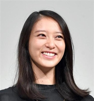 新婚・武井咲ノロけ全開♪ＴＡＫＡＨＩＲＯにポテサラほめられた（サンケイスポーツ）