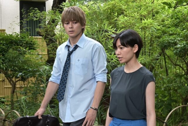 「プロミス・シンデレラ」眞栄田郷敦“壱成”と二階堂ふみ“早梅”の身長差ハグに 「今世紀最大にもえました 」(エンタメOVO)