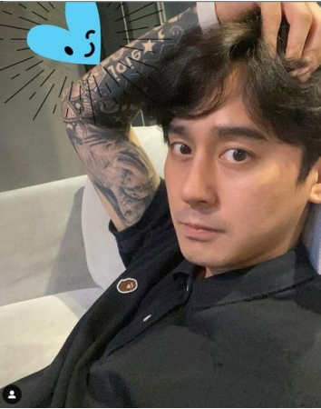 キム・サンヒョク（元Click-B）、SNSに意味深長な投稿 「責任感もない奴ら」(WoW!Korea)