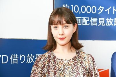 トリンドル玲奈の恋愛は「ビュッフェ」スタイル？（日刊スポーツ）
