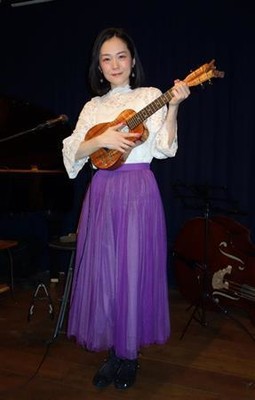 上野樹里の姉、まながバースデーライブ　祝福メールは「家族の誰からも…」（サンケイスポーツ）