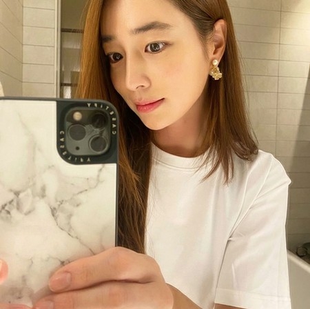 女優イ・ミンジョン「ラクに居られる場所は我家だけ」(WoW!Korea)