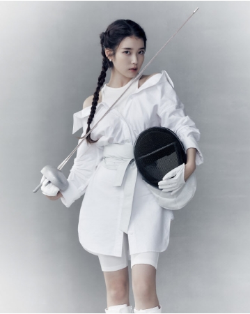 IU（アイユー）が「ゲームズ・オブ・スローンズ」「ウエストワールド」「セックス・アンド・ザ・シティ」のキャラクターに大変身(WoW!Korea)