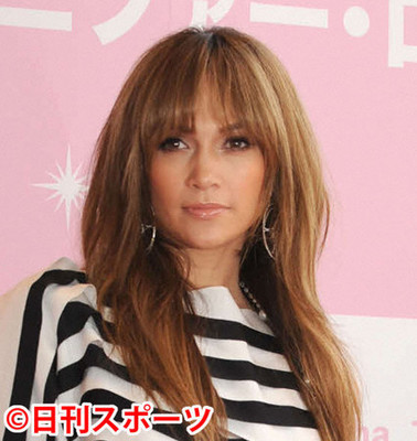 ジェニファー・ロペスとＡロッド共演　下着チラリも（日刊スポーツ）