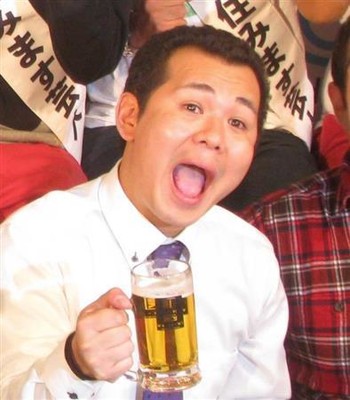 「チャッチャチャース」パンチ浜崎が結婚　芸人仲間からも祝福の声（サンケイスポーツ）