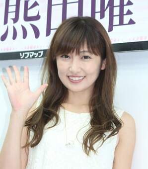 熊田曜子、完全復活！クビレも圧巻な「黄金ビキニ」姿にファン感激…「最高です！」「待ってたよ」(現代ビジネス)