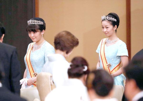 眞子さまと小室圭さん“NY駆け落ち婚”決定の余波 佳子さまの秋篠宮家継承に早くも現実味(日刊ゲンダイDIGITAL)