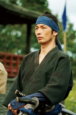 森山未來、デビュー20周年！『サムライマラソン』で傲慢な侍を熱演（シネマトゥデイ）