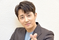 【合同インタビュー】俳優ソン・ホジュン、親友ユンホ（東方神起）から教えてもらったあいさつの言葉とは？　（WoW!Korea）