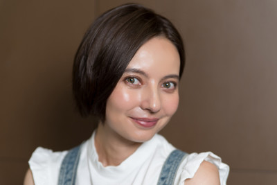 ベッキー結婚　巨人・片岡コーチと交際実る（THE PAGE）