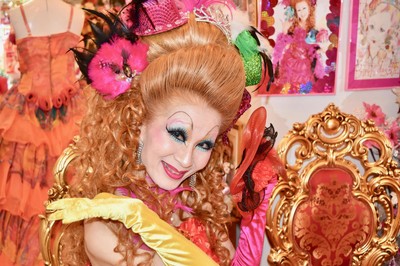 「ドレスとメイクは鎧」　心斎橋のシンデレラ姫、波乱万丈の人生（BuzzFeed Japan）