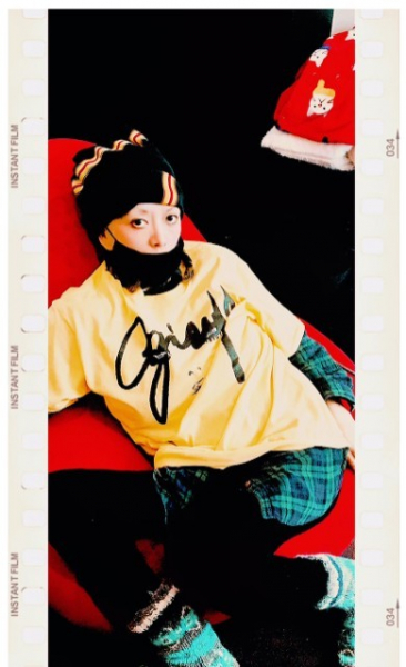 広田レオナ、結婚3周年で“22歳下”夫と2ショット　「もう加工アプリないと並んで写真なんか撮れませんよ」(ねとらぼ)